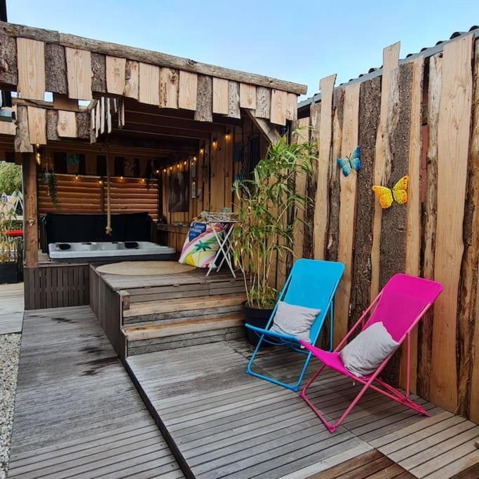 Wellness Chalet Met Jacuzzi, Sauna, Omheinde Tuin, Sint Annaland Zewnętrze zdjęcie