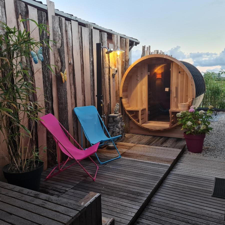 Wellness Chalet Met Jacuzzi, Sauna, Omheinde Tuin, Sint Annaland Zewnętrze zdjęcie