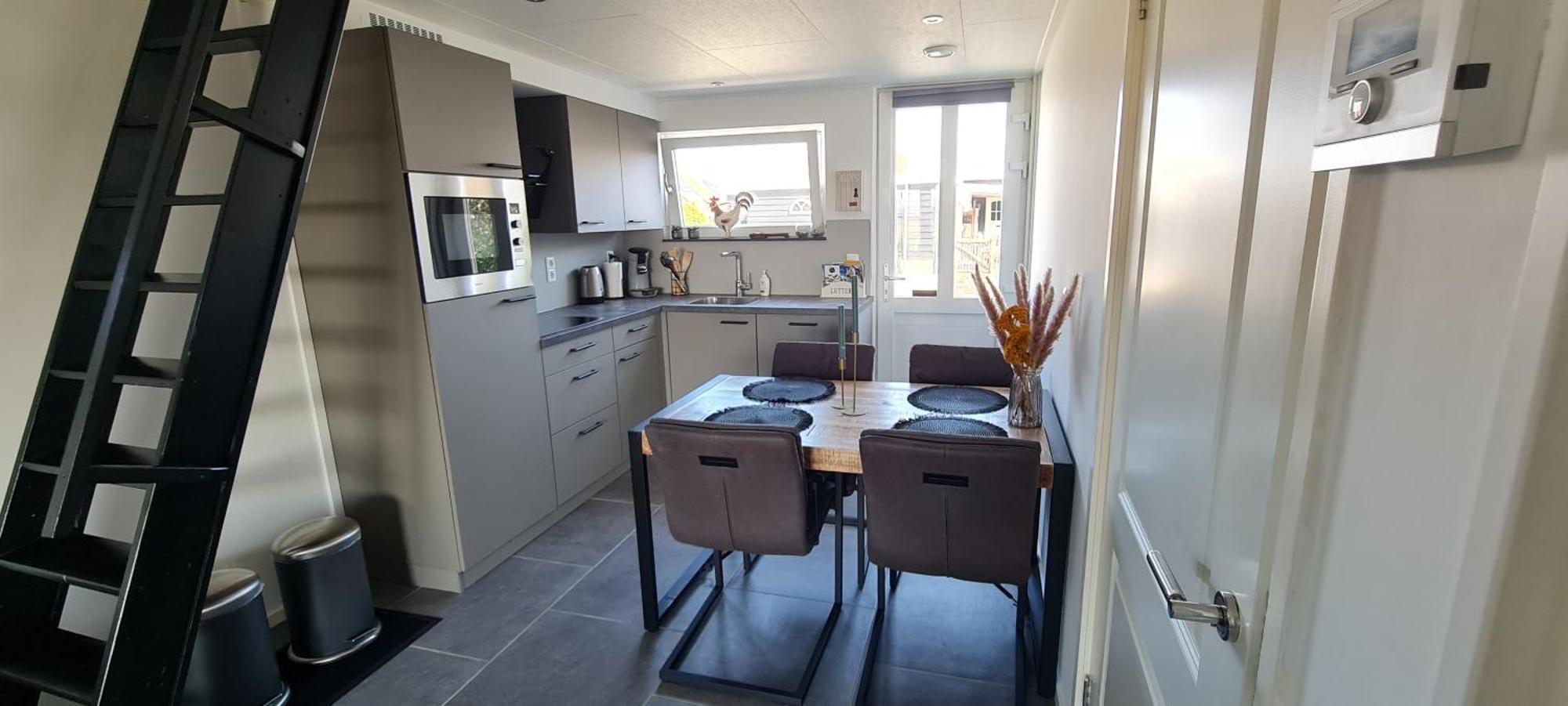 Wellness Chalet Met Jacuzzi, Sauna, Omheinde Tuin, Sint Annaland Zewnętrze zdjęcie